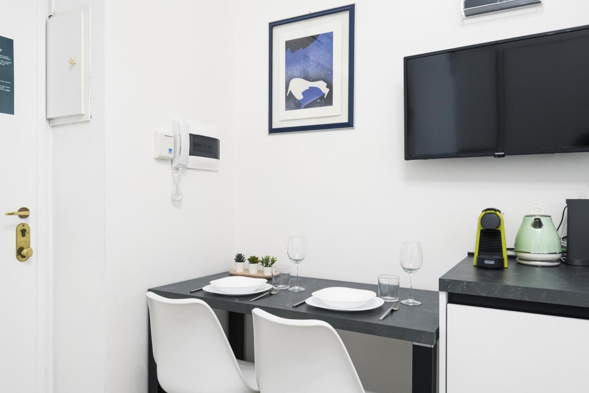 Apartment Easylife - Pratico Monolocale In Zona Isola *